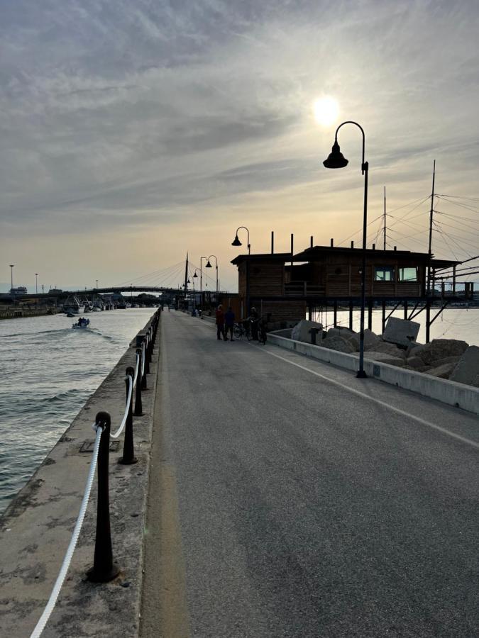 "Casa Incantevole" Fronte Mare Pescara - Appartamento Via Buozzi Экстерьер фото