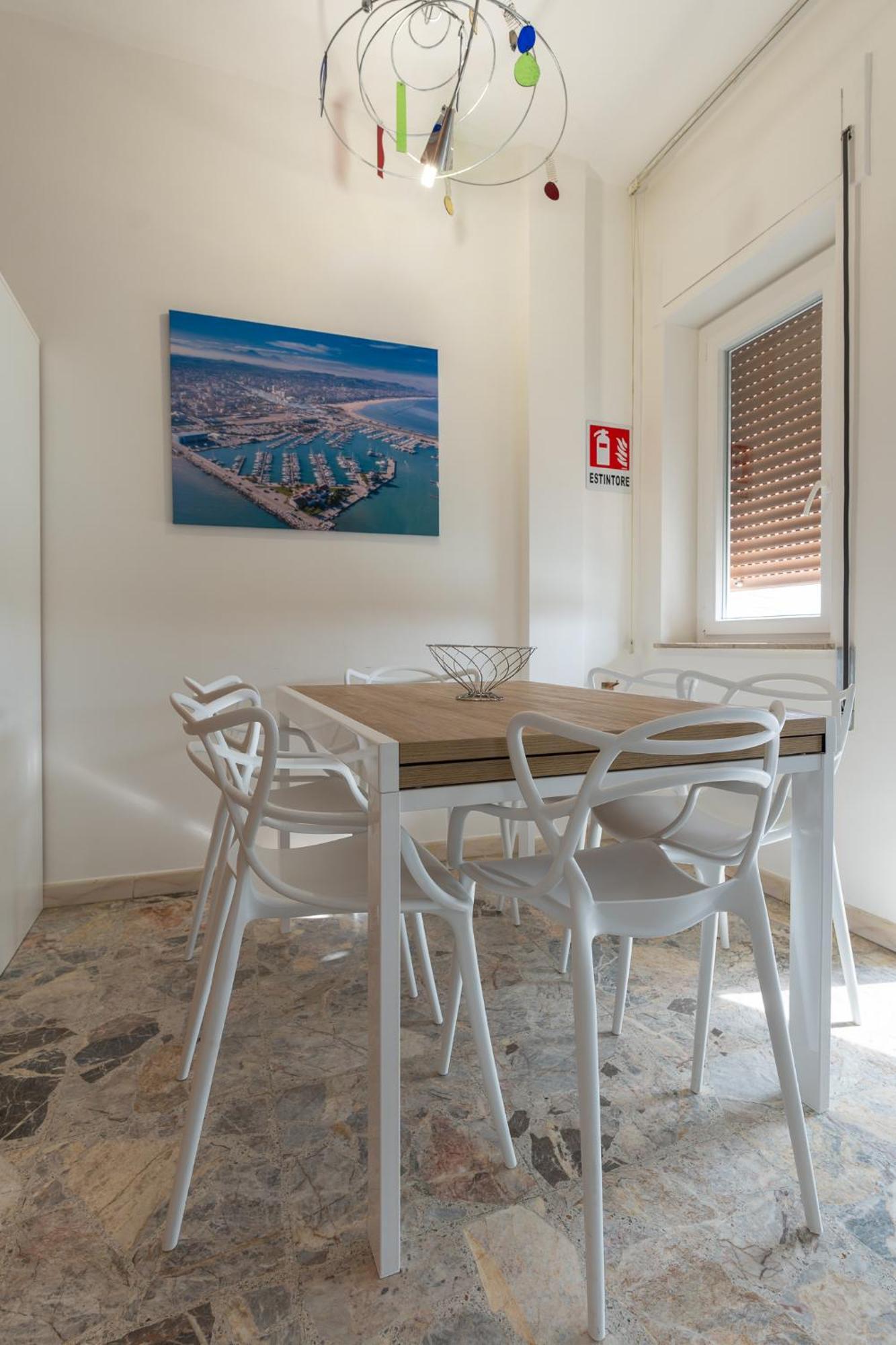 "Casa Incantevole" Fronte Mare Pescara - Appartamento Via Buozzi Экстерьер фото