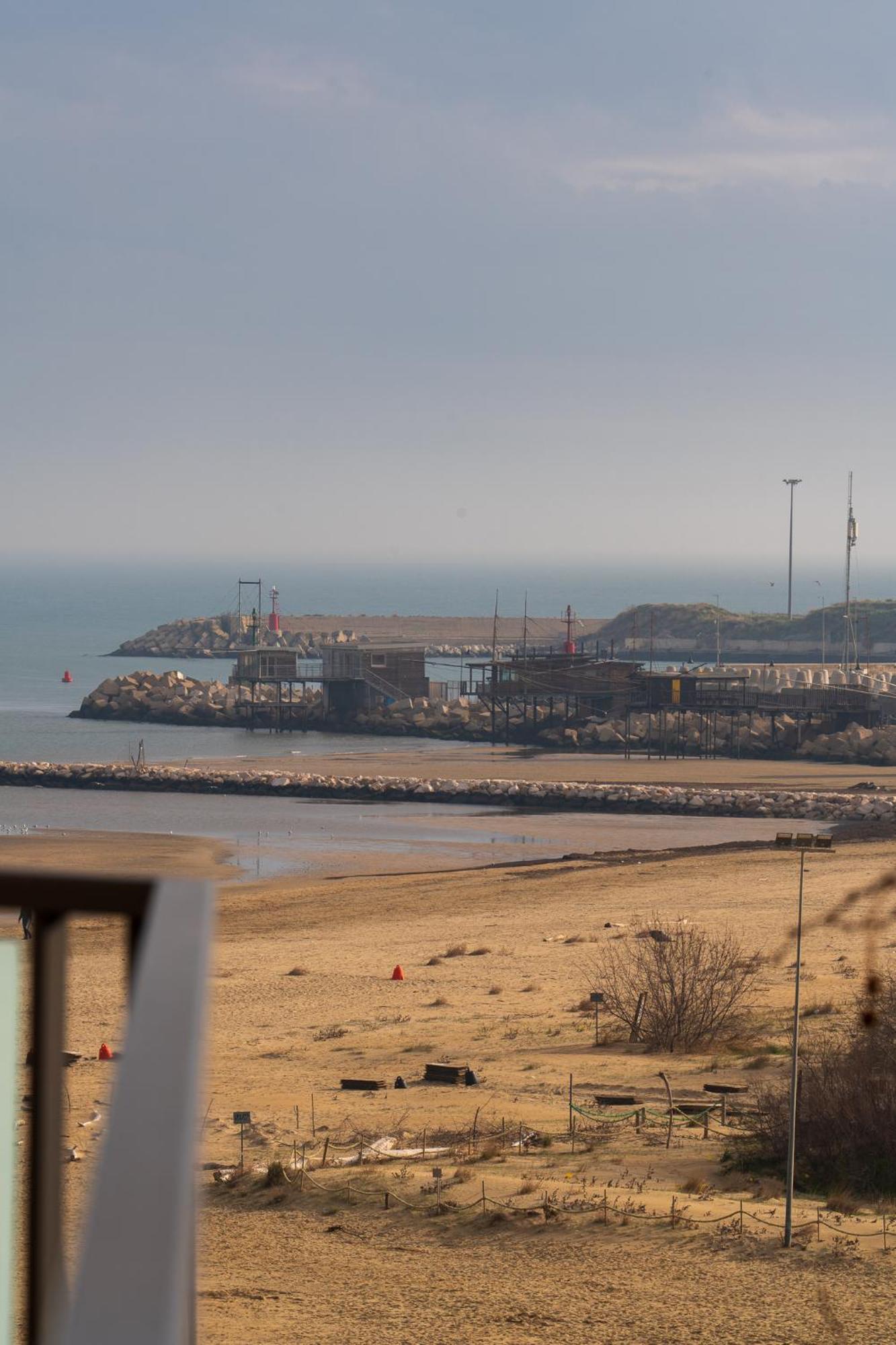 "Casa Incantevole" Fronte Mare Pescara - Appartamento Via Buozzi Экстерьер фото